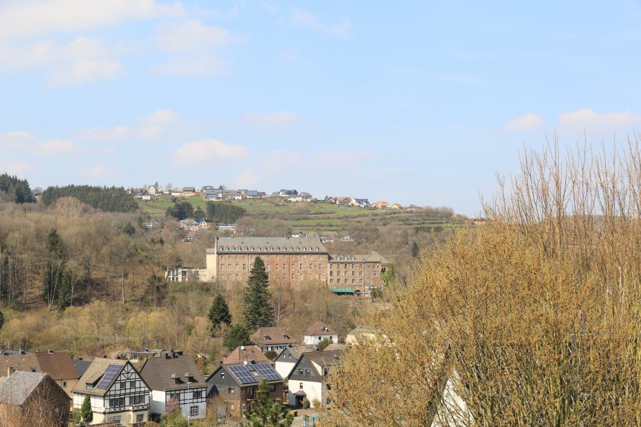 Ferienhaus Paulus, Erholung Mitten Im Nationalpark Eifel Schleiden Buitenkant foto